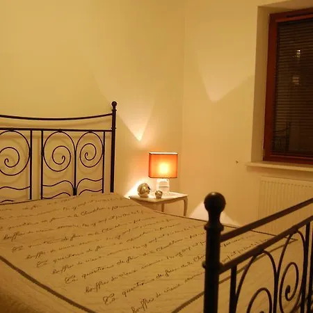 Bobrowiecka Apartment *